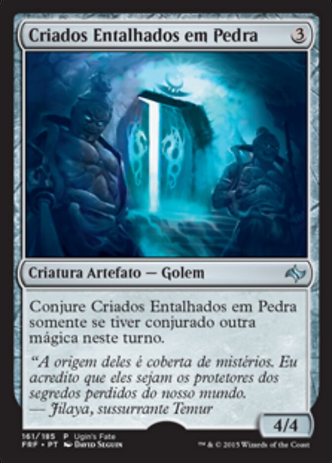 Criados Entalhados em Pedra